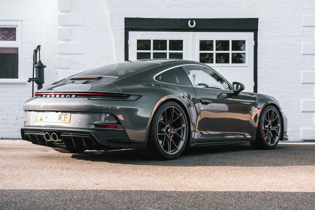 2023 Porsche 992 GT3 - Image 5 of 31