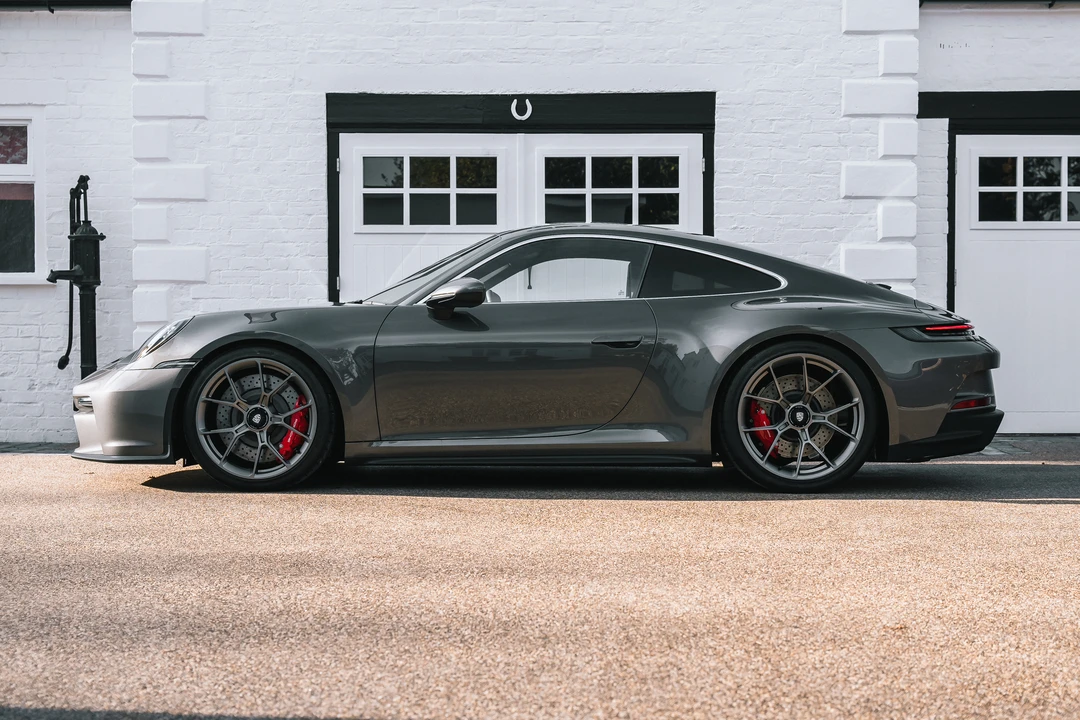 2023 Porsche 992 GT3 - Image 8 of 31