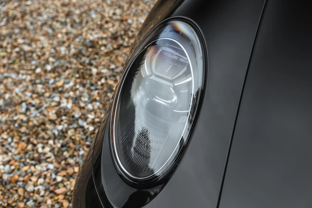 2023 Porsche 992 Carrera S - Image 25 of 31