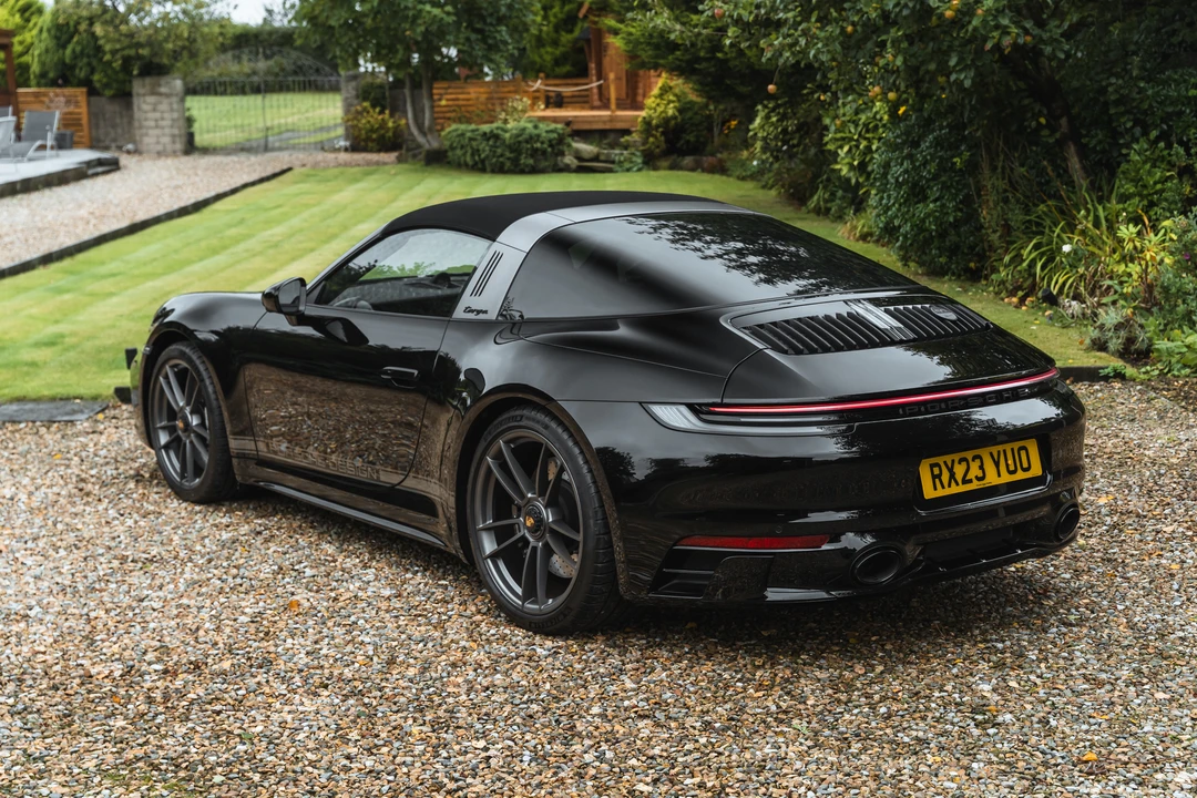 2023 Porsche 992 Carrera S - Image 5 of 31