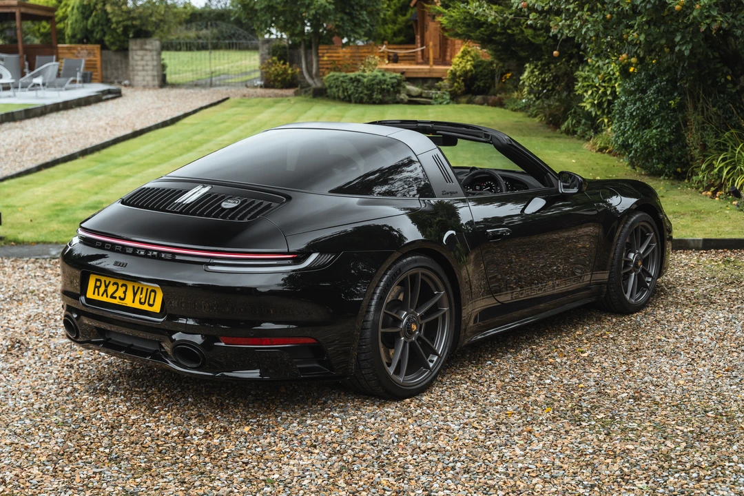 2023 Porsche 992 Carrera S - Image 7 of 31