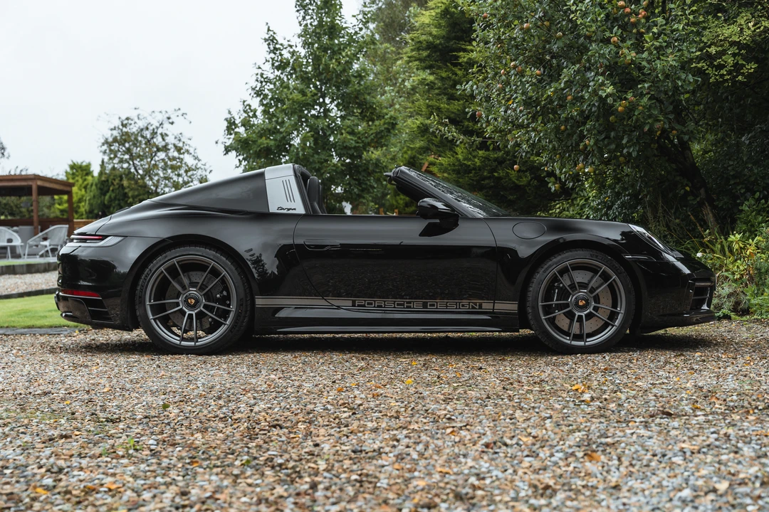 2023 Porsche 992 Carrera S - Image 8 of 31