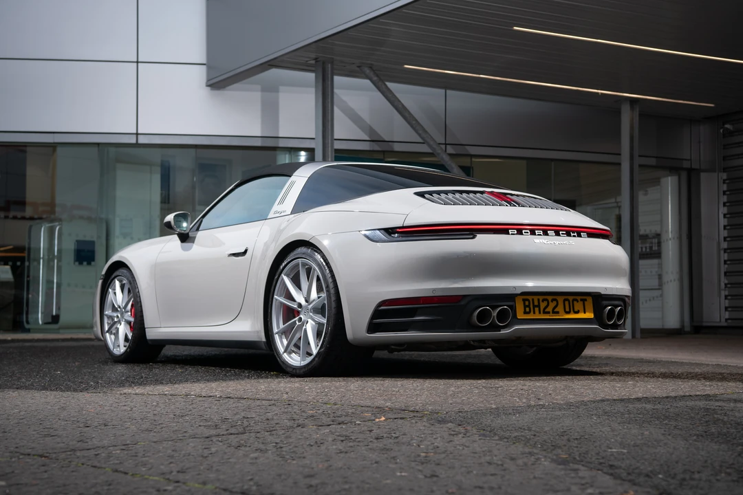 2023 Porsche 992 Targa 4 & 4S - Image 10 of 31