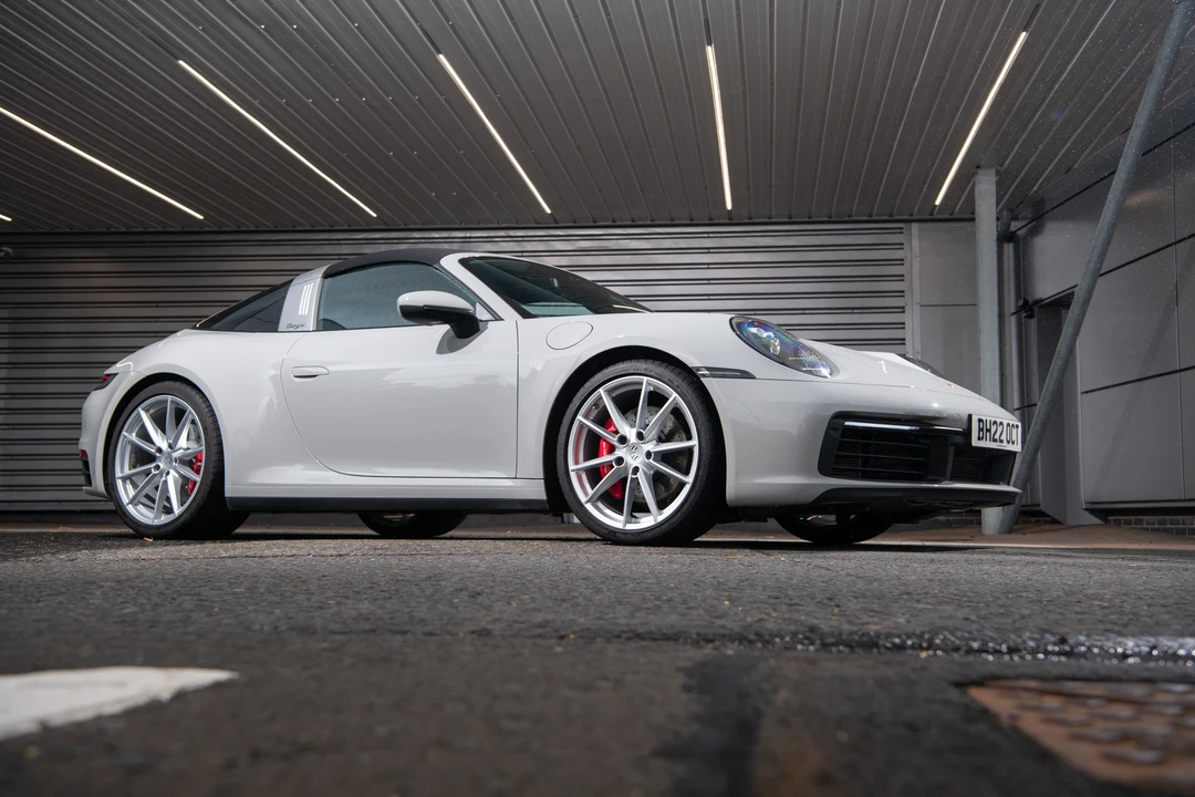 2023 Porsche 992 Targa 4 & 4S - Image 18 of 31