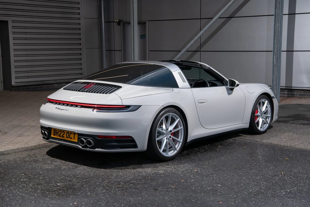 2023 Porsche 992 Targa 4 & 4S - Image 29 of 31