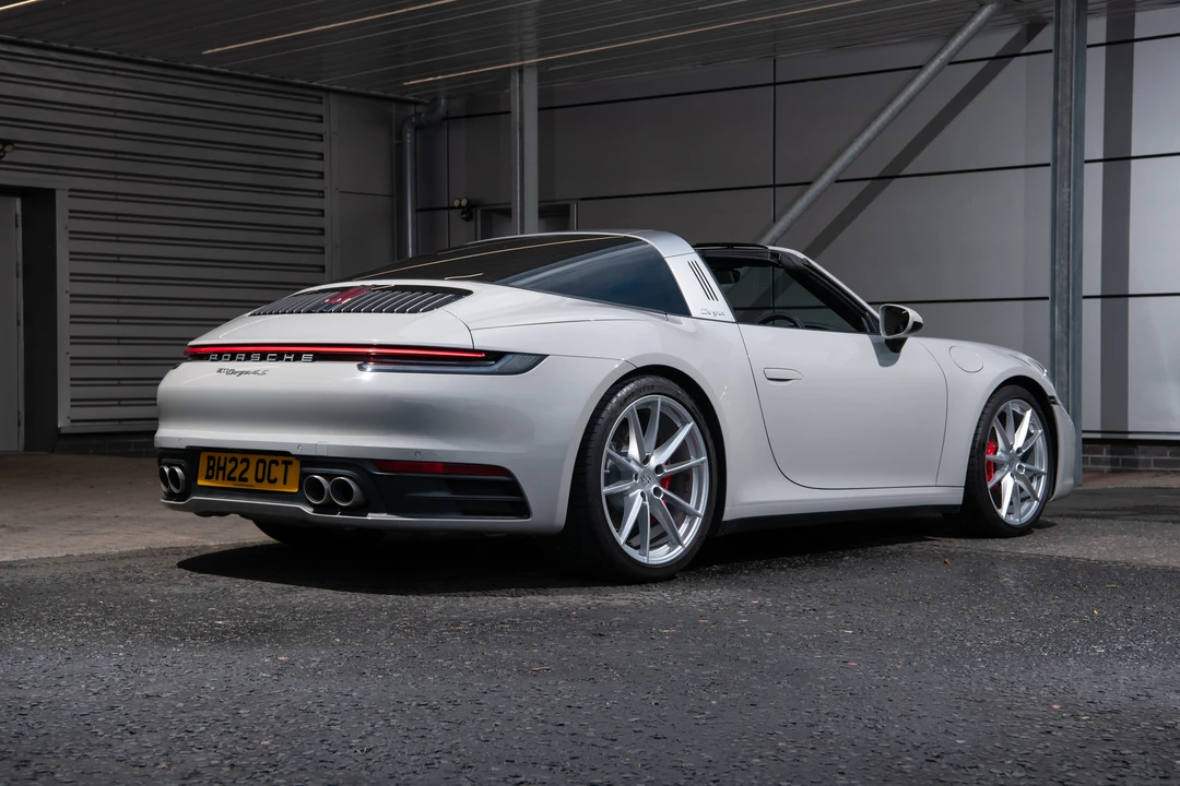2023 Porsche 992 Targa 4 & 4S - Image 30 of 31