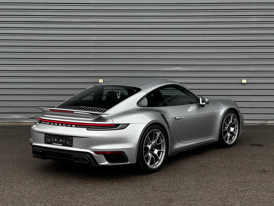 2023 Porsche 992 Turbo - Image 14 of 31