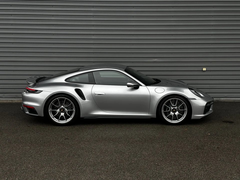 2023 Porsche 992 Turbo - Image 13 of 31