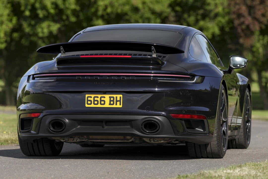 2023 Porsche 992 Turbo - Image 15 of 31