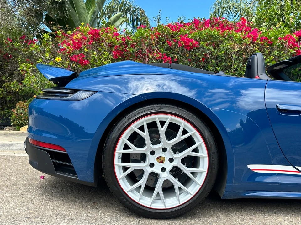 2023 Porsche 992 Carrera GTS - Image 7 of 31