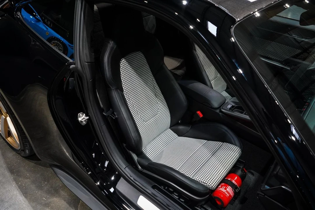 2023 Porsche 992 Carrera S - Image 31 of 31