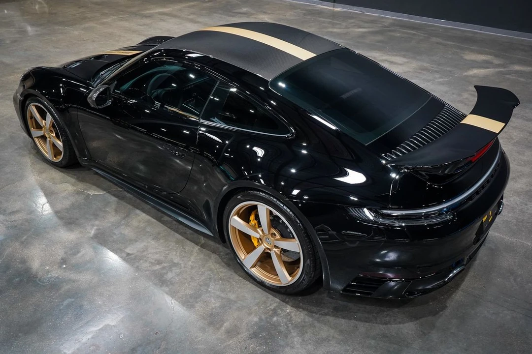 2023 Porsche 992 Carrera S - Image 15 of 31