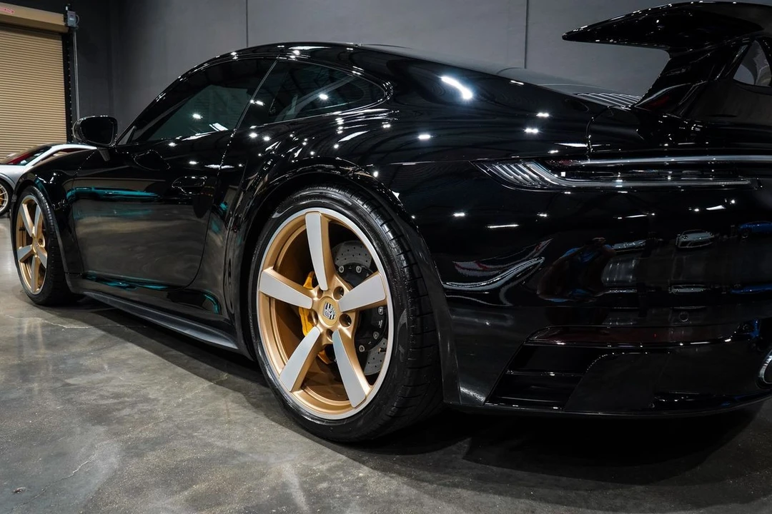 2023 Porsche 992 Carrera S - Image 21 of 31