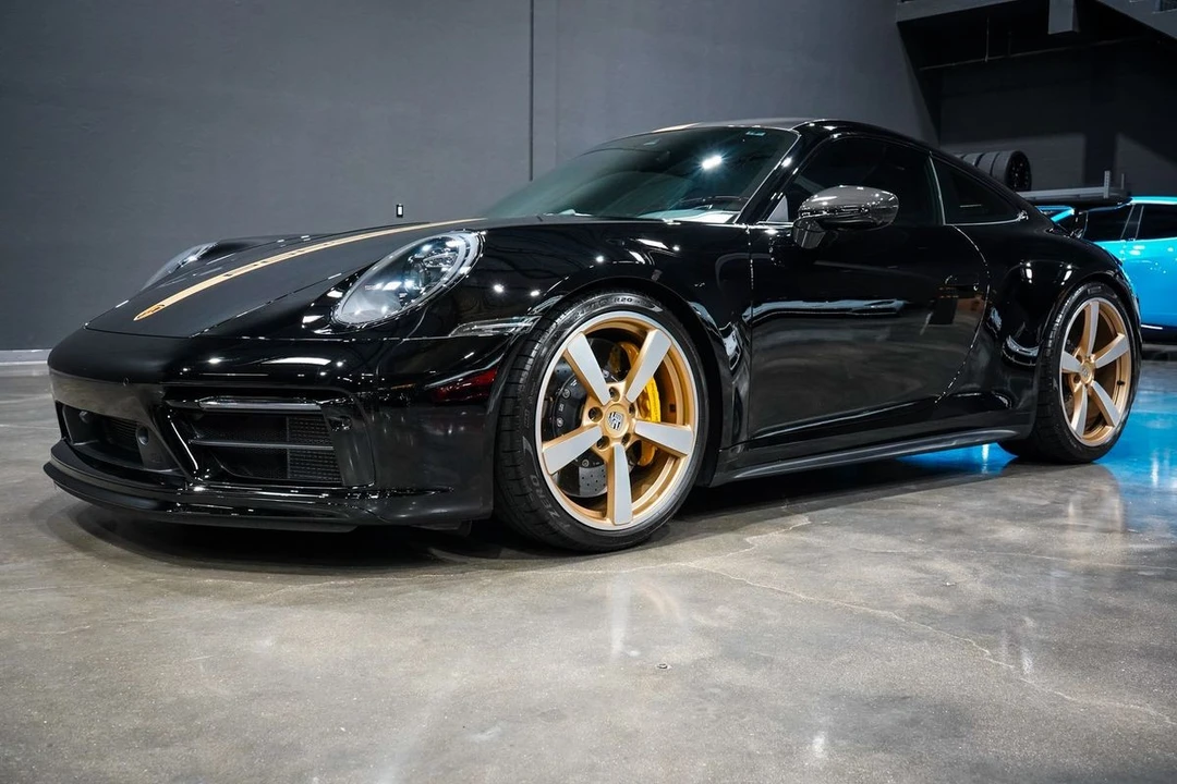 2023 Porsche 992 Carrera S - Image 10 of 31