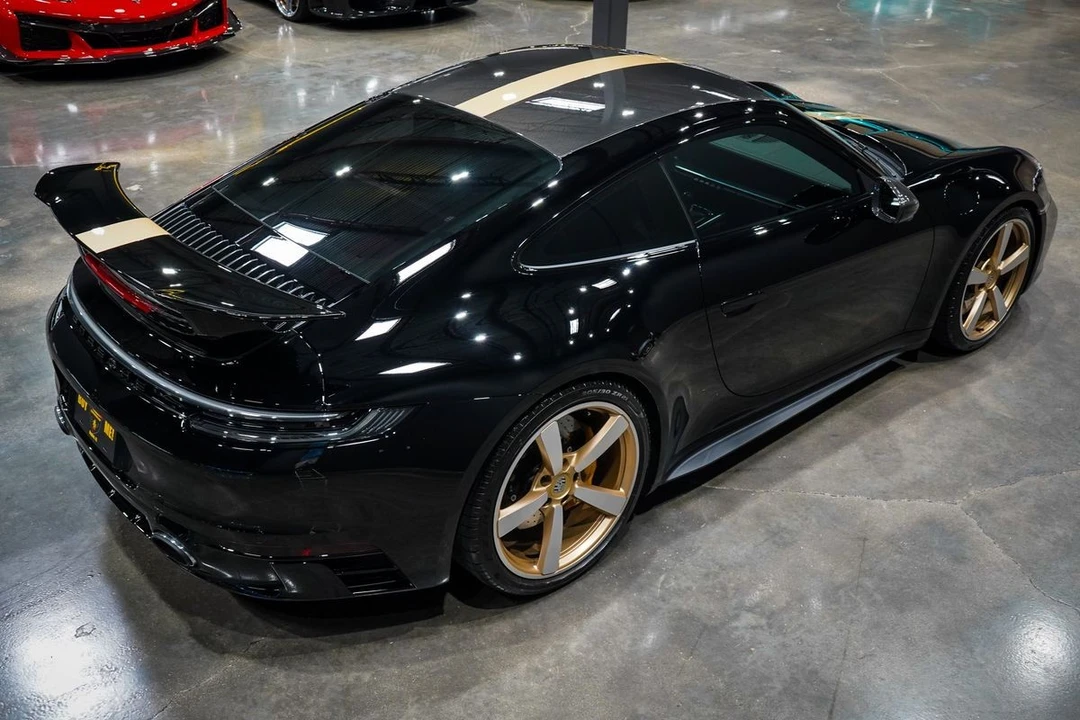 2023 Porsche 992 Carrera S - Image 16 of 31