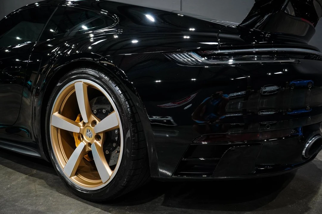 2023 Porsche 992 Carrera S - Image 20 of 31