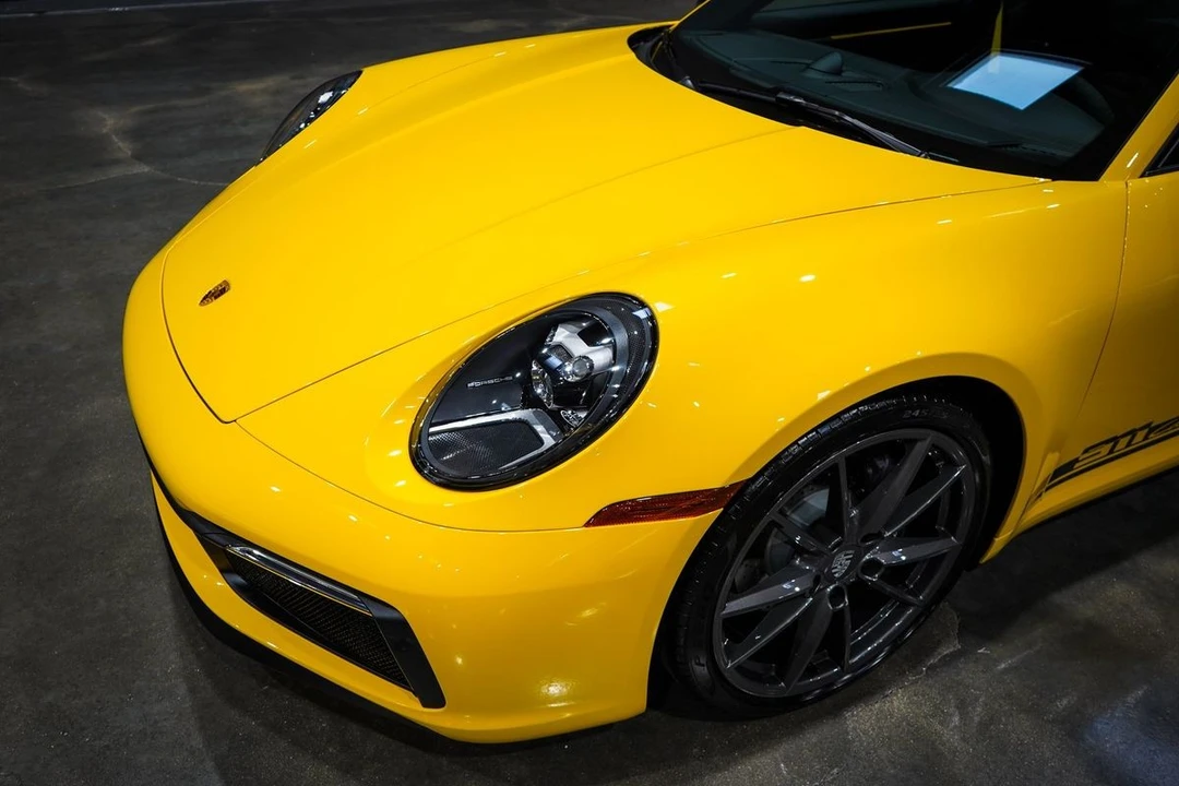 2023 Porsche 992 Carrera T - Image 10 of 21