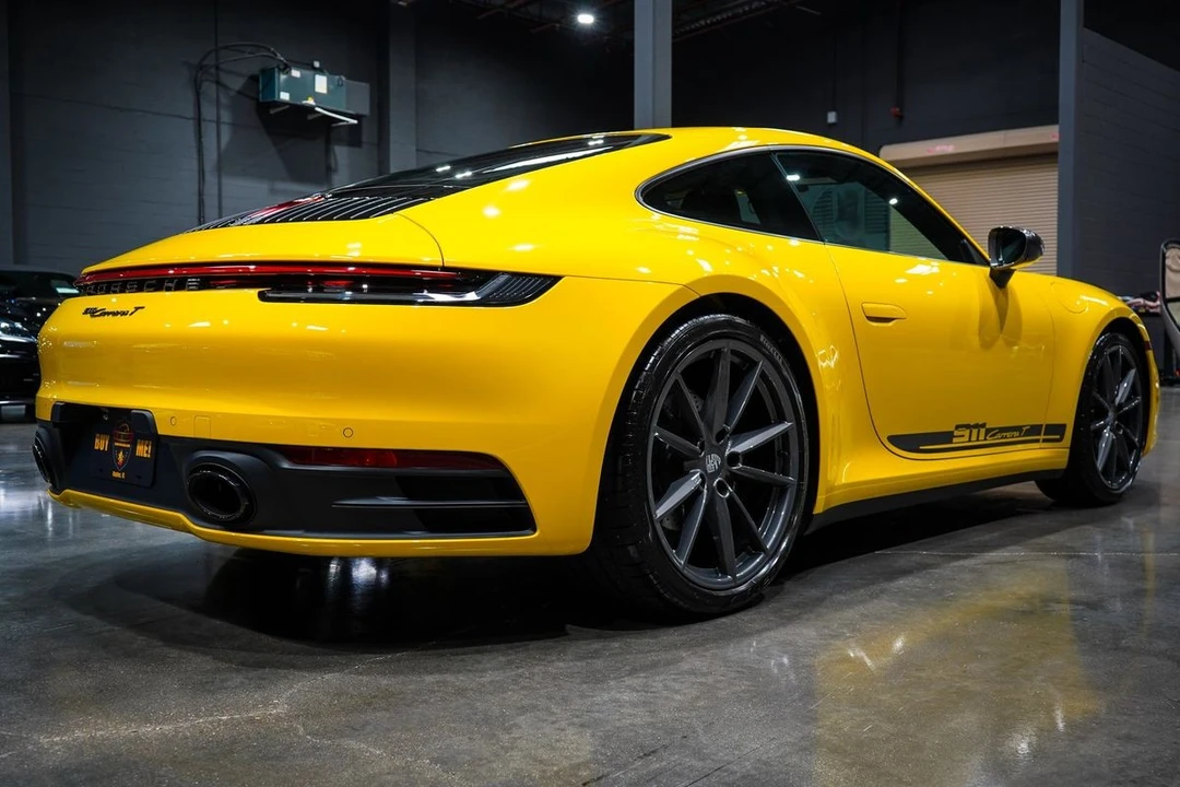 2023 Porsche 992 Carrera T - Image 5 of 21