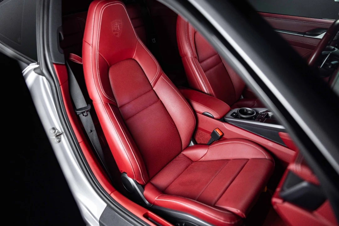 2023 Porsche 992 Carrera - Image 12 of 27