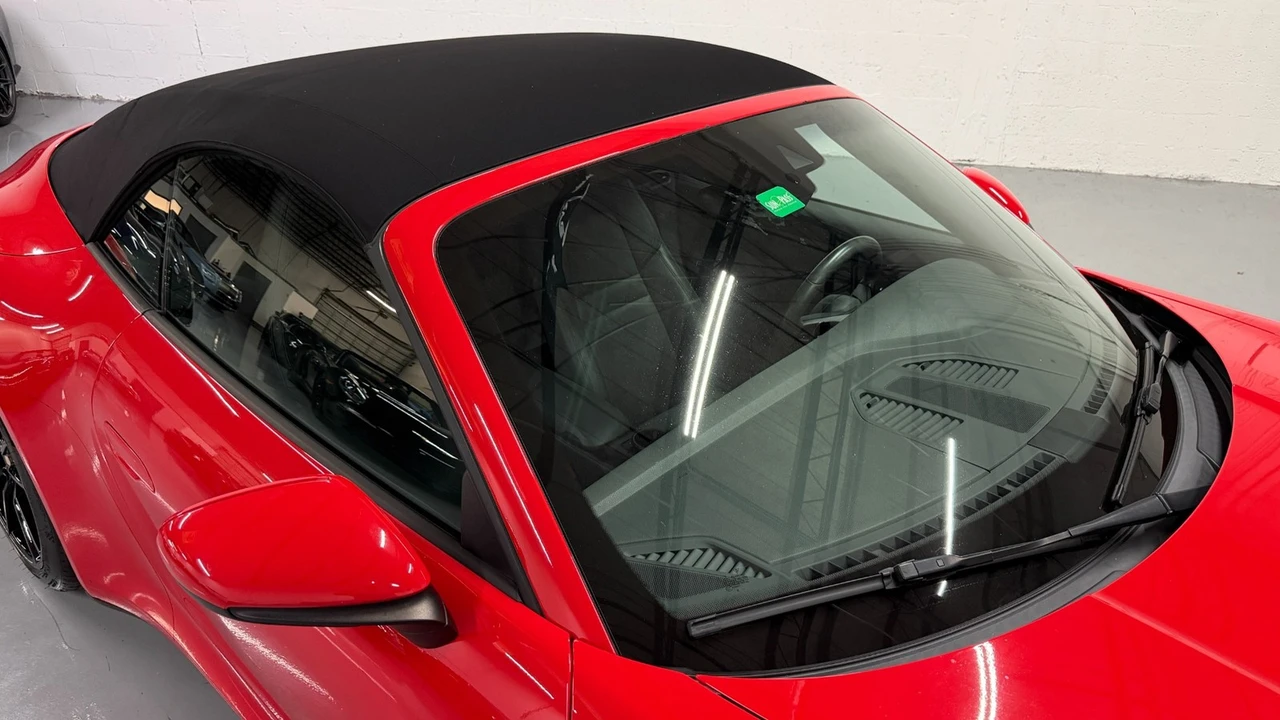 2023 Porsche 992 Carrera - Image 8 of 31