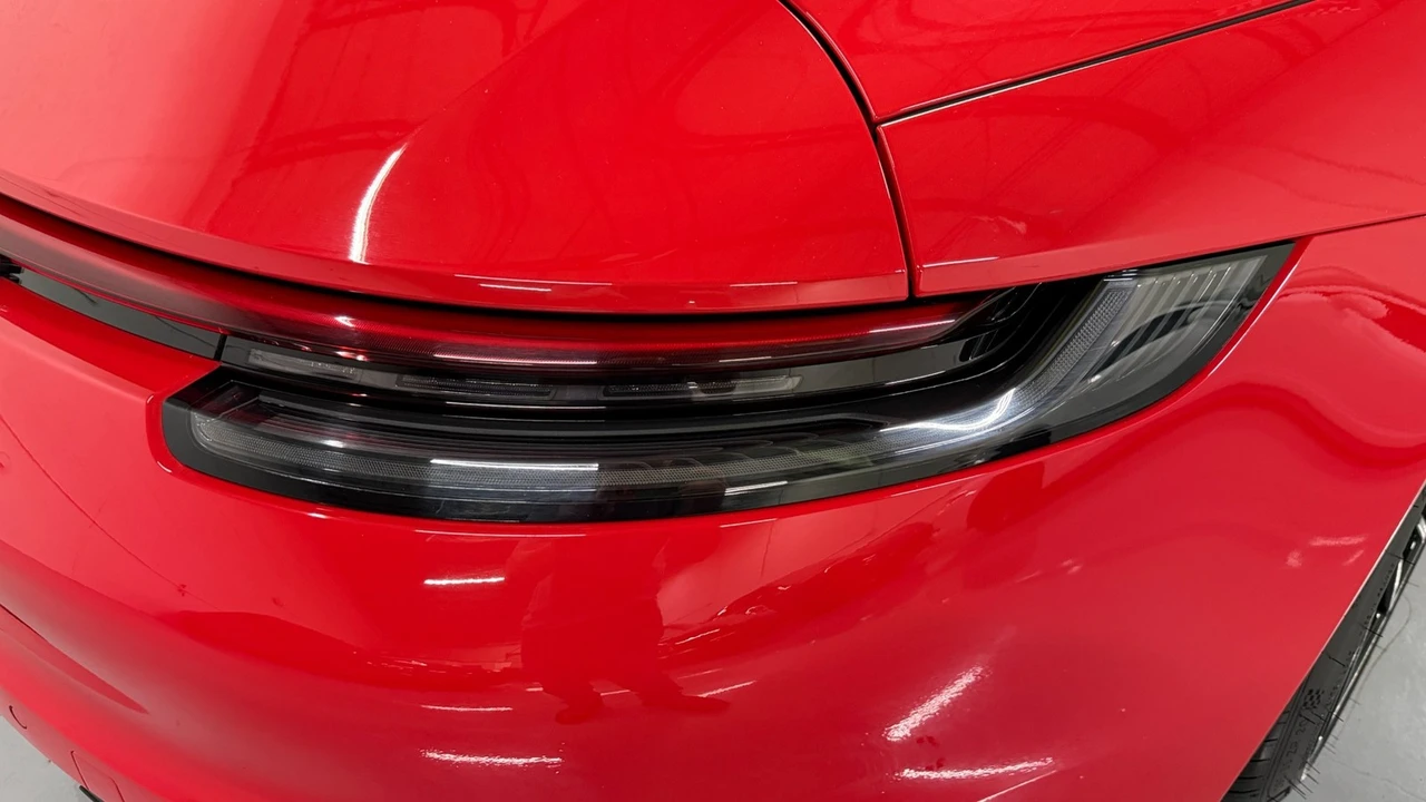 2023 Porsche 992 Carrera - Image 15 of 31