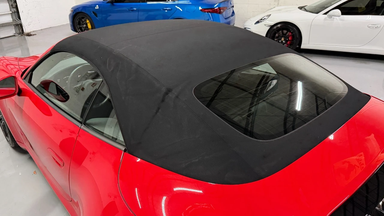2023 Porsche 992 Carrera - Image 28 of 31