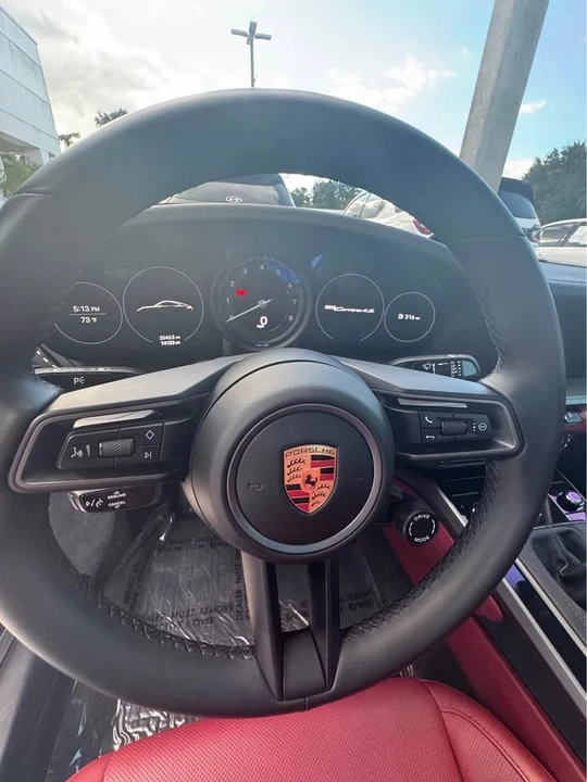 2023 Porsche 992 Carrera - Image 8 of 11