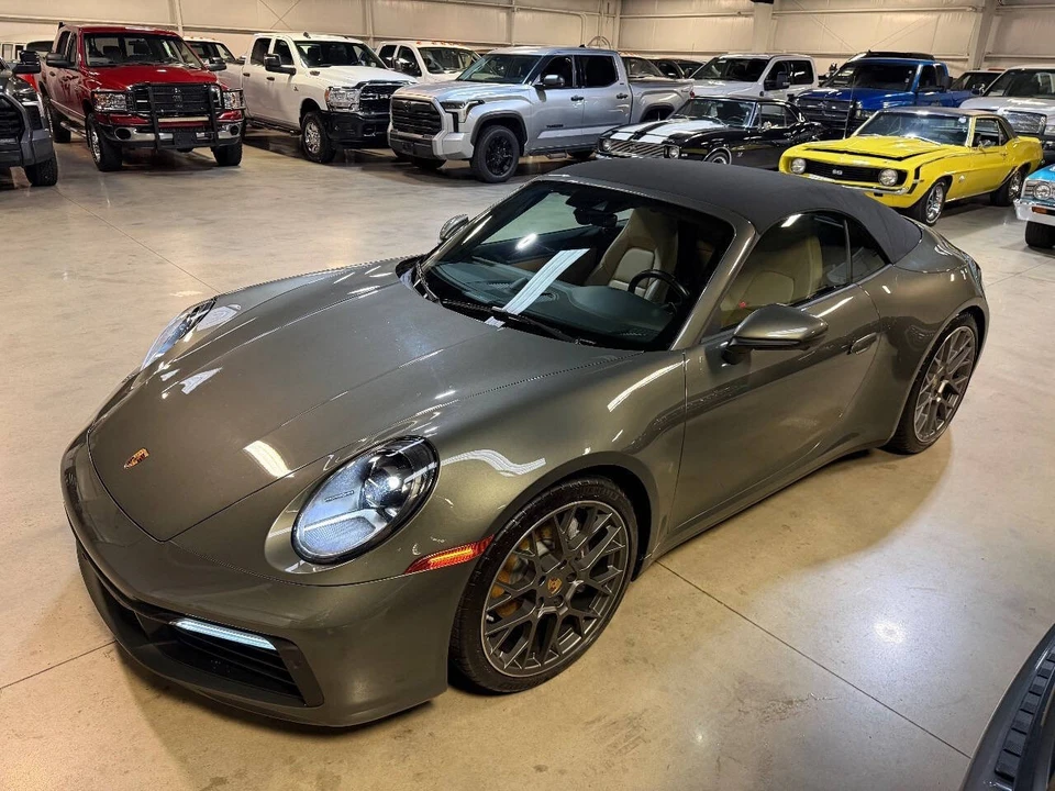 2023 Porsche 992 Carrera - Image 9 of 12