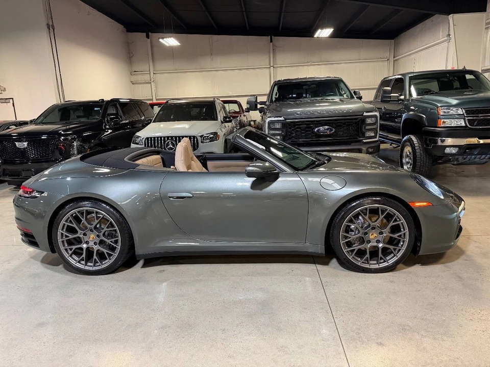 2023 Porsche 992 Carrera - Image 20 of 21