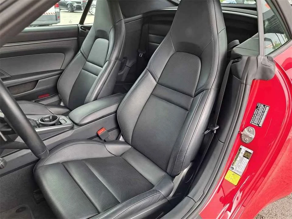 2023 Porsche 992 Carrera 4 - Image 6 of 7