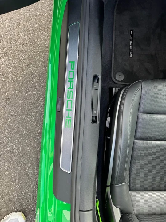 2023 Porsche 992 Carrera 4 - Image 17 of 19
