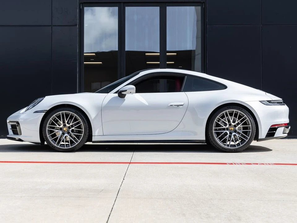 2023 Porsche 992 Carrera 4 - Image 2 of 31