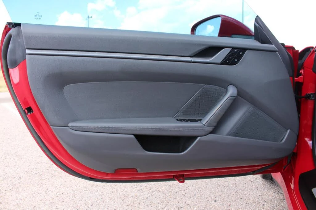 2023 Porsche 992 Carrera 4 - Image 26 of 31