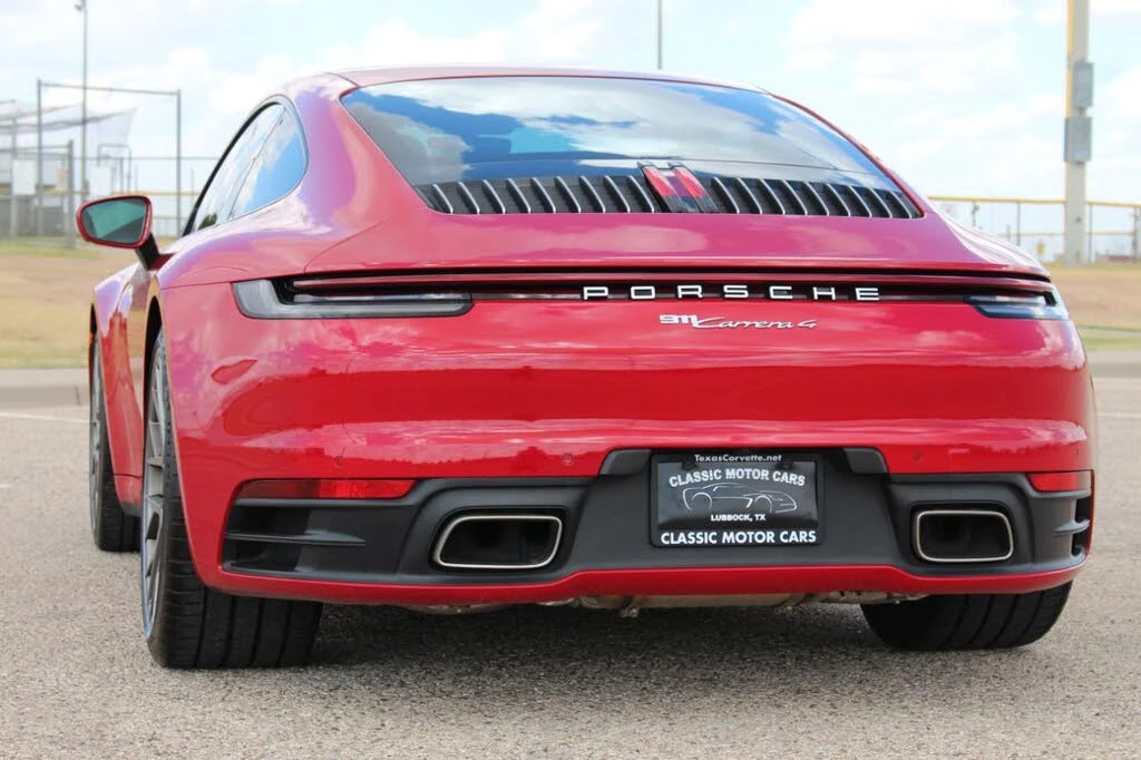 2023 Porsche 992 Carrera 4 - Image 7 of 31