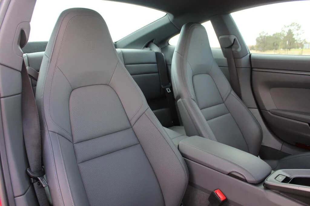 2023 Porsche 992 Carrera 4 - Image 23 of 31