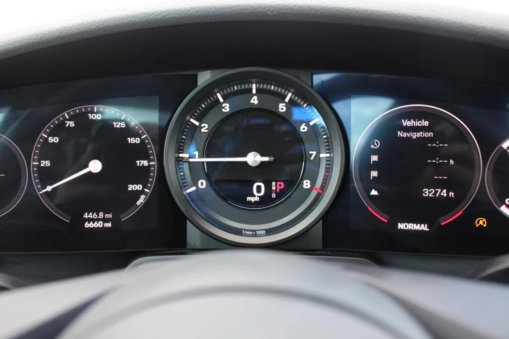2023 Porsche 992 Carrera 4 - Image 10 of 31