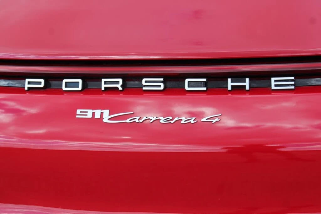 2023 Porsche 992 Carrera 4 - Image 29 of 31