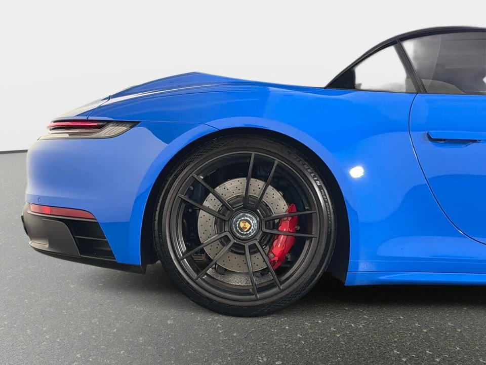 2023 Porsche 992 Carrera GTS - Image 18 of 31