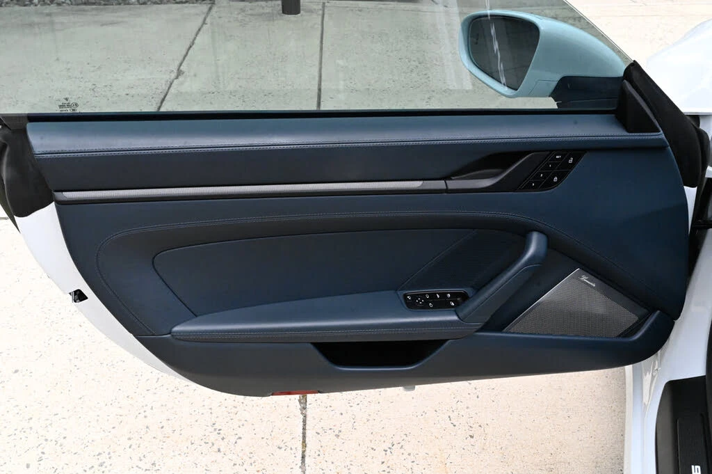 2023 Porsche 992 Carrera GTS - Image 22 of 31