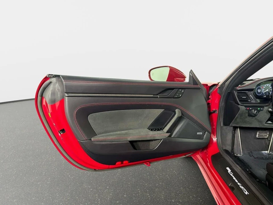 2023 Porsche 992 Carrera GTS - Image 28 of 31