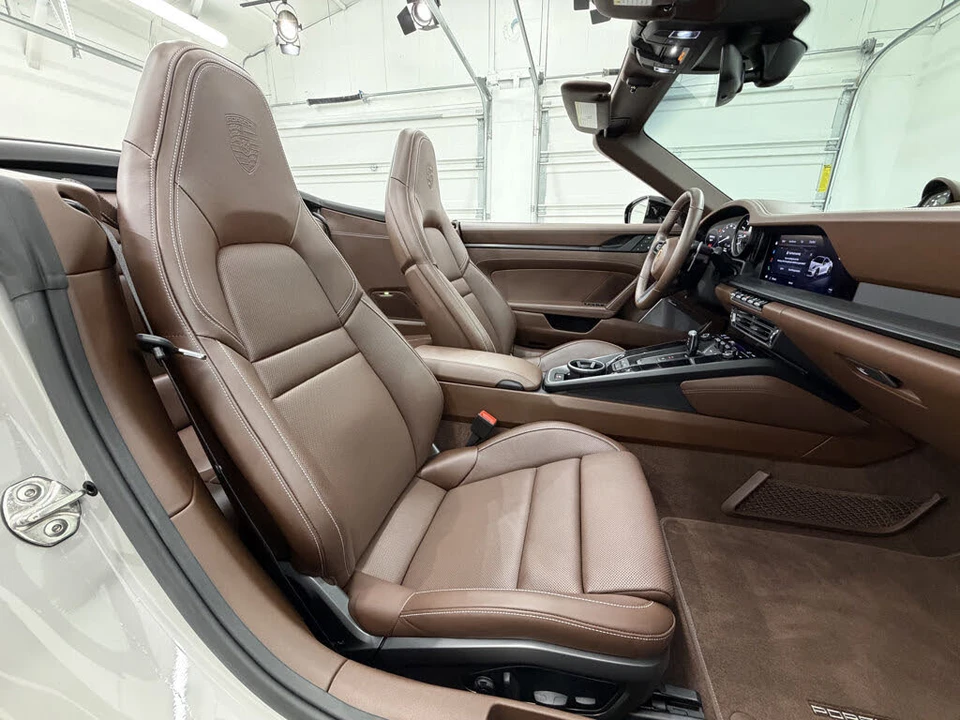 2023 Porsche 992 Carrera GTS - Image 25 of 31