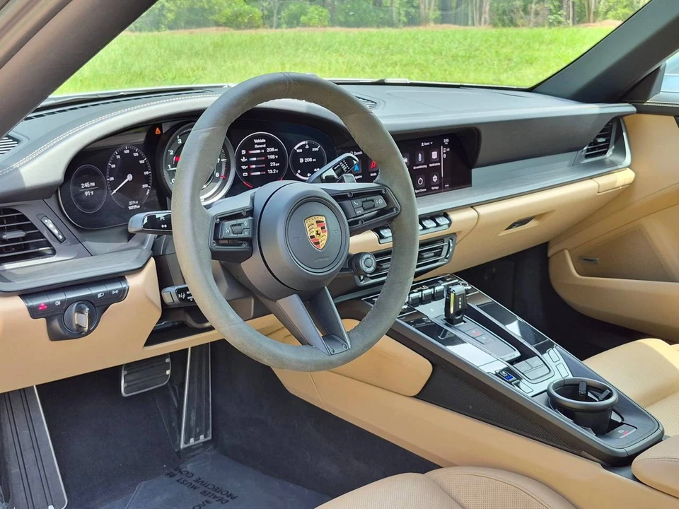 2023 Porsche 992 Carrera GTS - Image 4 of 5
