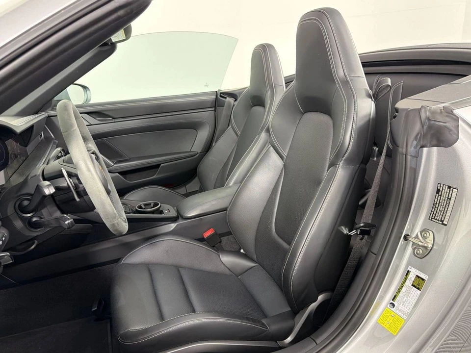 2023 Porsche 992 Carrera GTS - Image 5 of 5