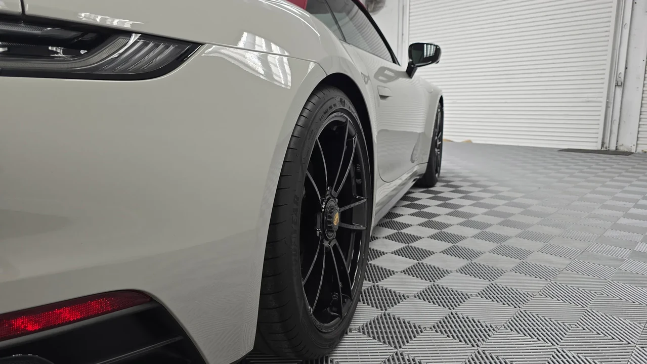 2023 Porsche 992 Carrera GTS - Image 22 of 31