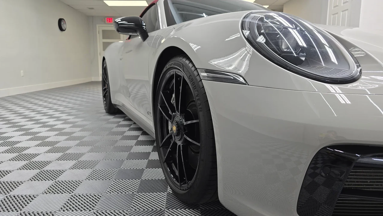 2023 Porsche 992 Carrera GTS - Image 20 of 31