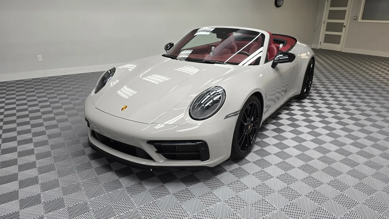 2023 Porsche 992 Carrera GTS - Image 23 of 31