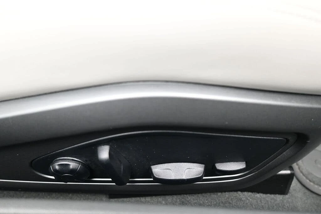 2023 Porsche 992 Carrera GTS - Image 13 of 31