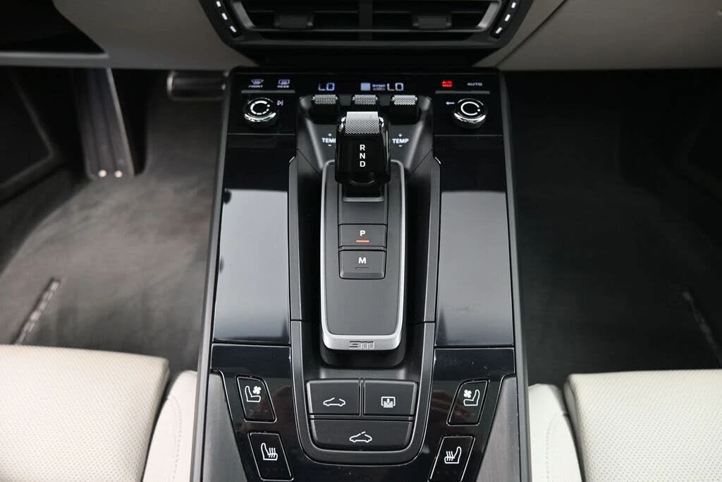 2023 Porsche 992 Carrera GTS - Image 17 of 31