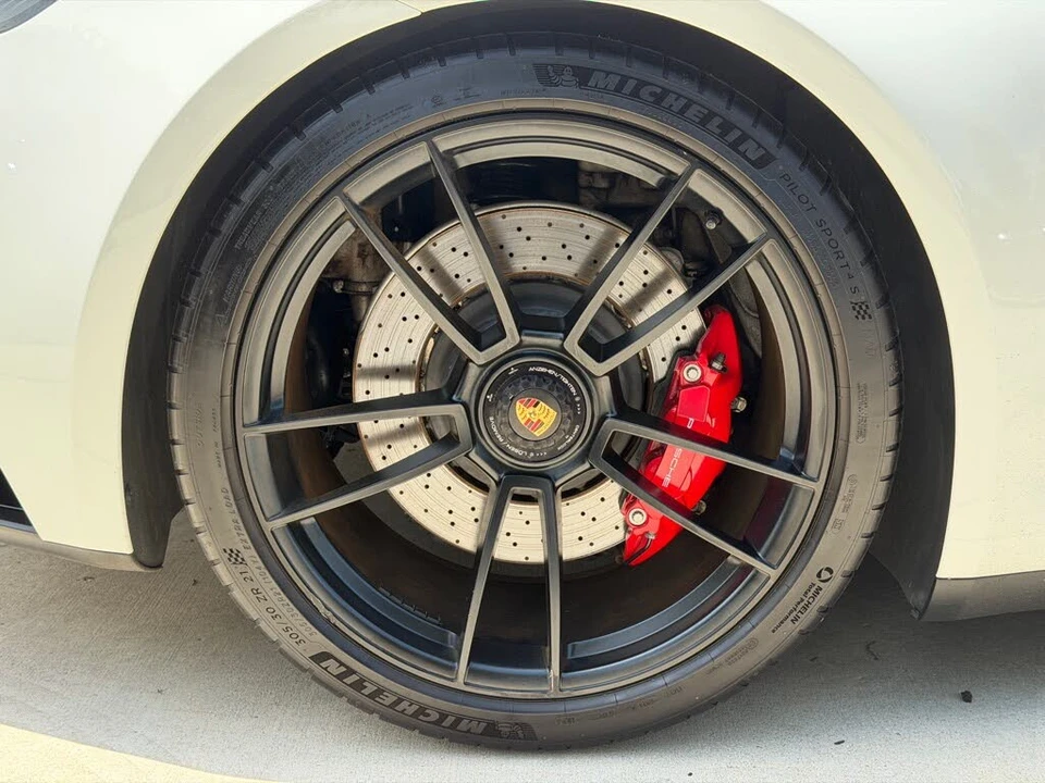 2023 Porsche 992 Carrera GTS - Image 20 of 31