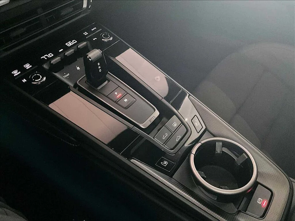2023 Porsche 992 Carrera GTS - Image 18 of 31